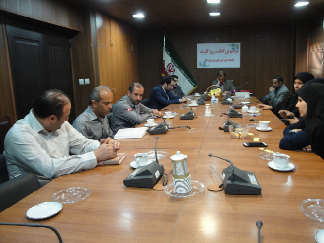 برگزاری و نشست همکاران دانشگاه علمی کاربردی استان گیلان به مناسبت روز کارمند